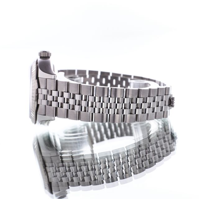 Rolex Datejust Lady 28 279174 Image 2